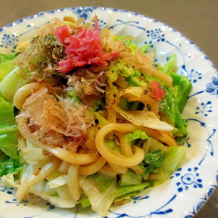 キャベツのソース焼きうどん